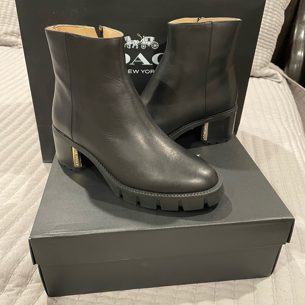 COACH
Women's Chrissy Block Heel Booties
